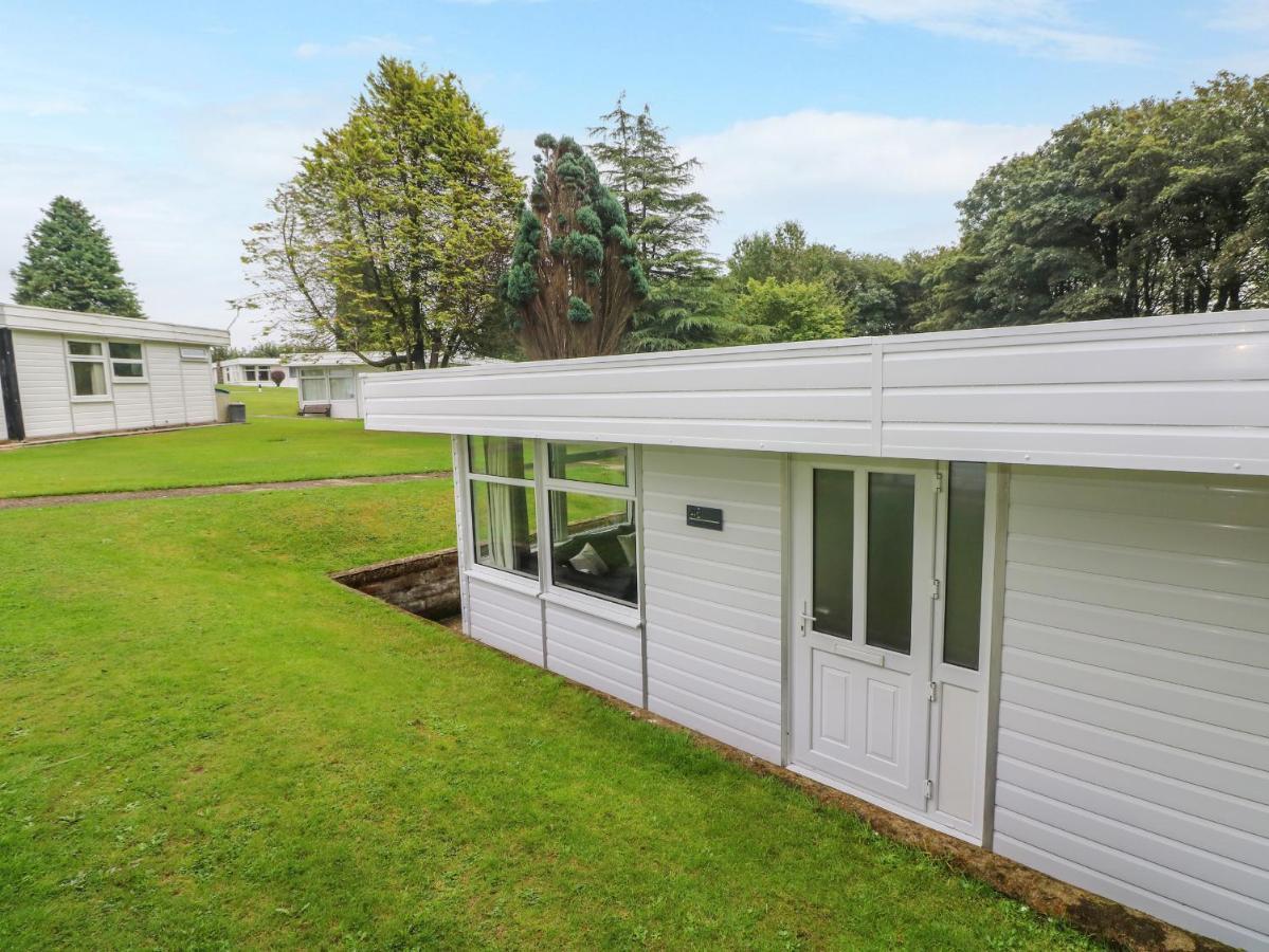 Villa Saltwater Haverfordwest Esterno foto