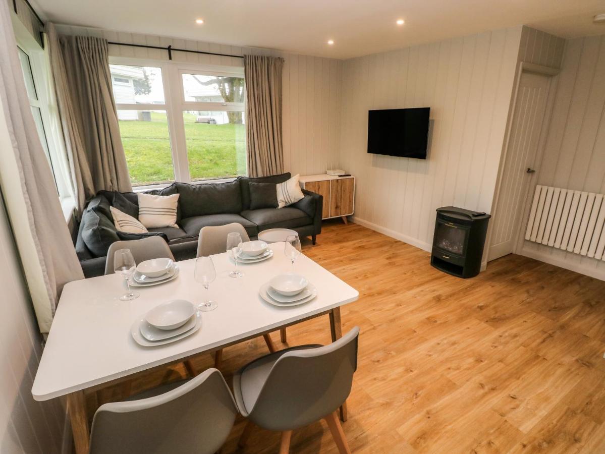 Villa Saltwater Haverfordwest Esterno foto