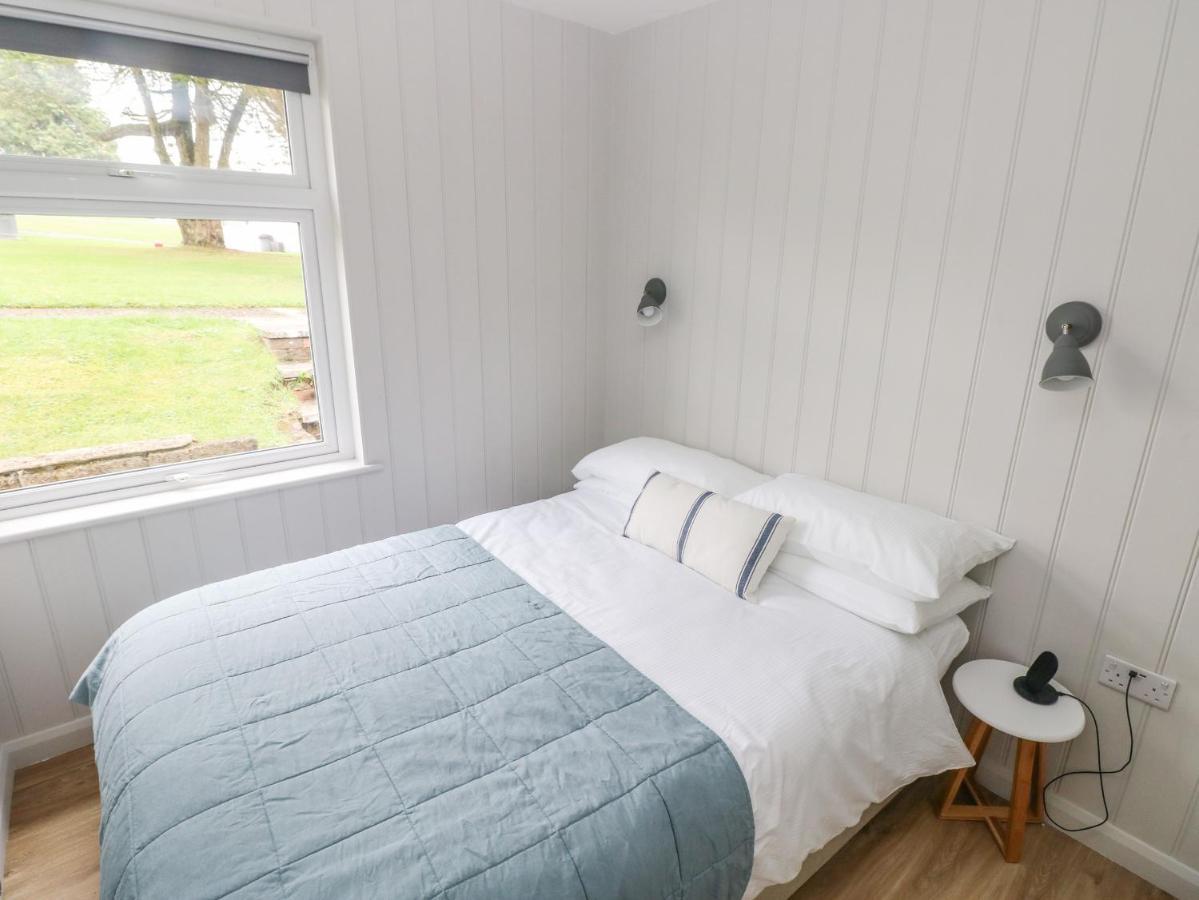 Villa Saltwater Haverfordwest Esterno foto