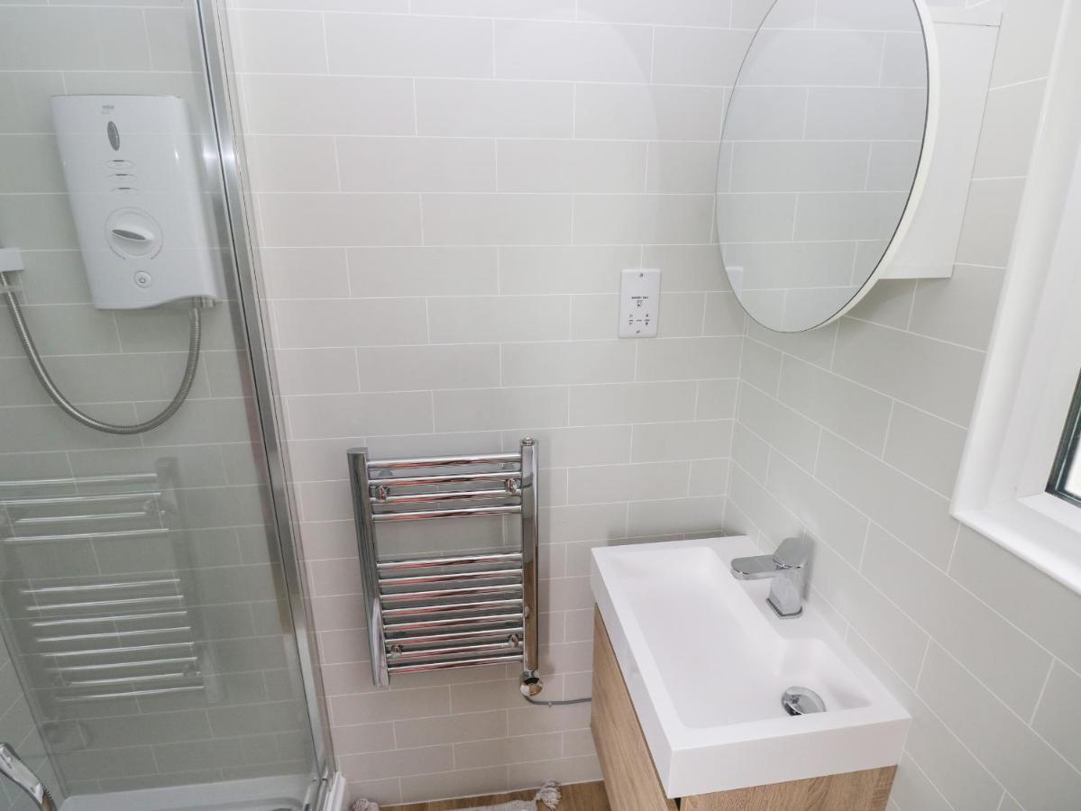 Villa Saltwater Haverfordwest Esterno foto